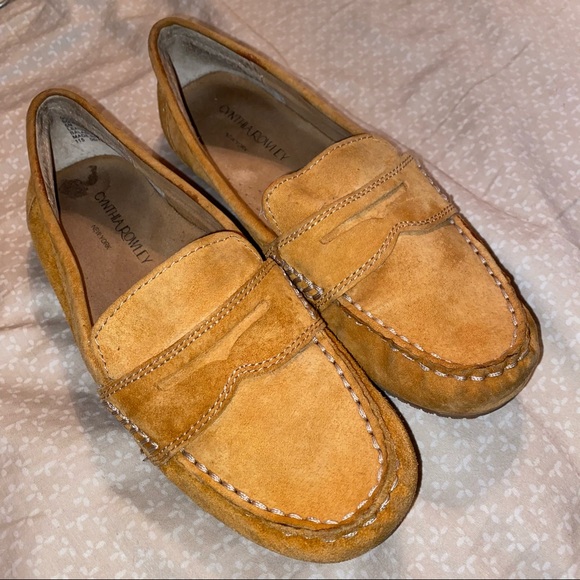 Cynthia Rowley Squeeze Suede Loafers - Picture 2 of 8